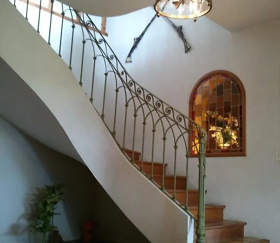 Mas Du Trezon Bed & Breakfast 3*