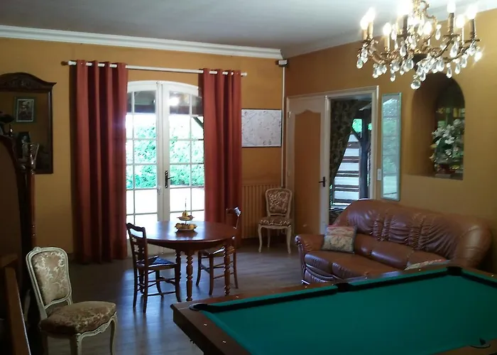 Bed & Breakfast Mas Du Trezon Cholet